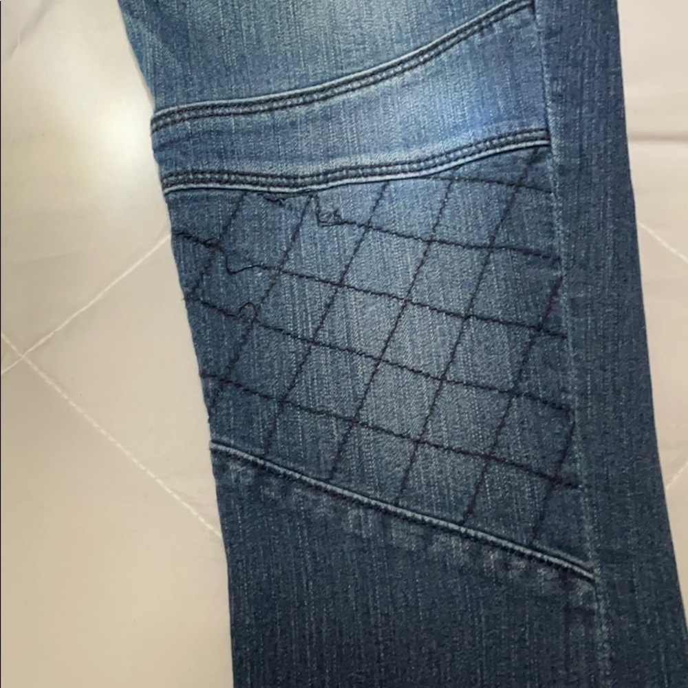 Express Jeans - Picture 2 of 3